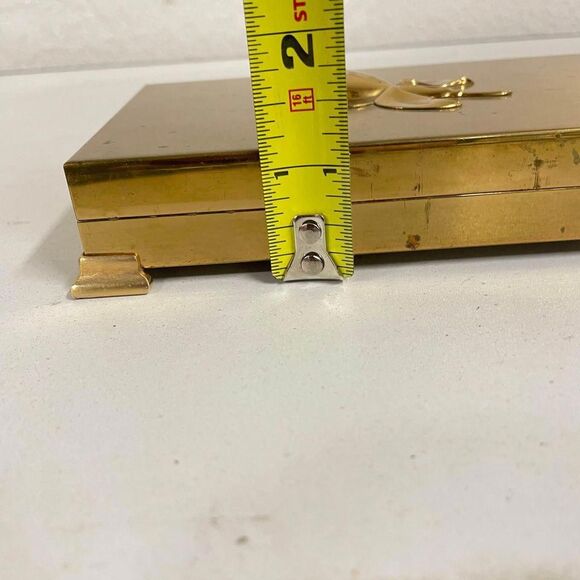 VTG Brass Presentation Box DELTAH MCM Floral Flower Design Jewelry Holder Footed - Picture 6 of 6